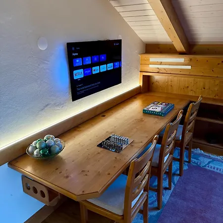 Duplex Spacieux Et Plein De Charme A Crans-montana *