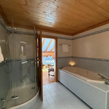 Apartamento Duplex Spacieux Et Plein De Charme A Crans-montana *