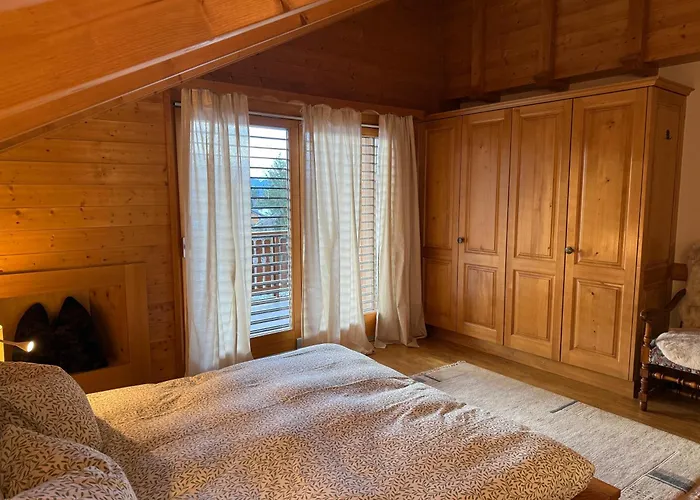 Duplex Spacieux Et Plein De Charme A Crans-montana 아파트 Lens